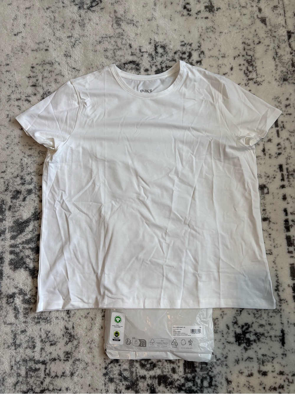 NWT Pact Women’s Luxe Signature Crewneck Tee